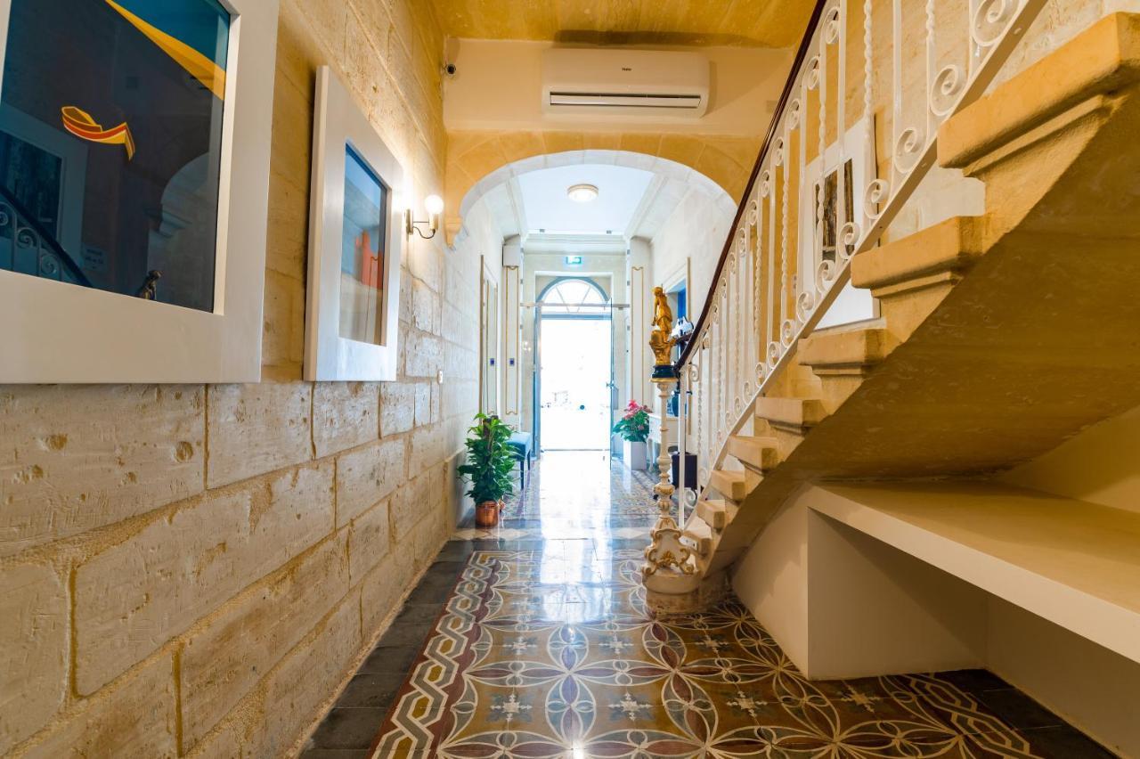 Отель Monreal Boutique Townhouse - R024Rm5 Паола Экстерьер фото